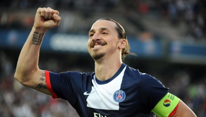 海星体育网址|从网络笑料到文化现象，当足球陷入梗循环后的反思与突围