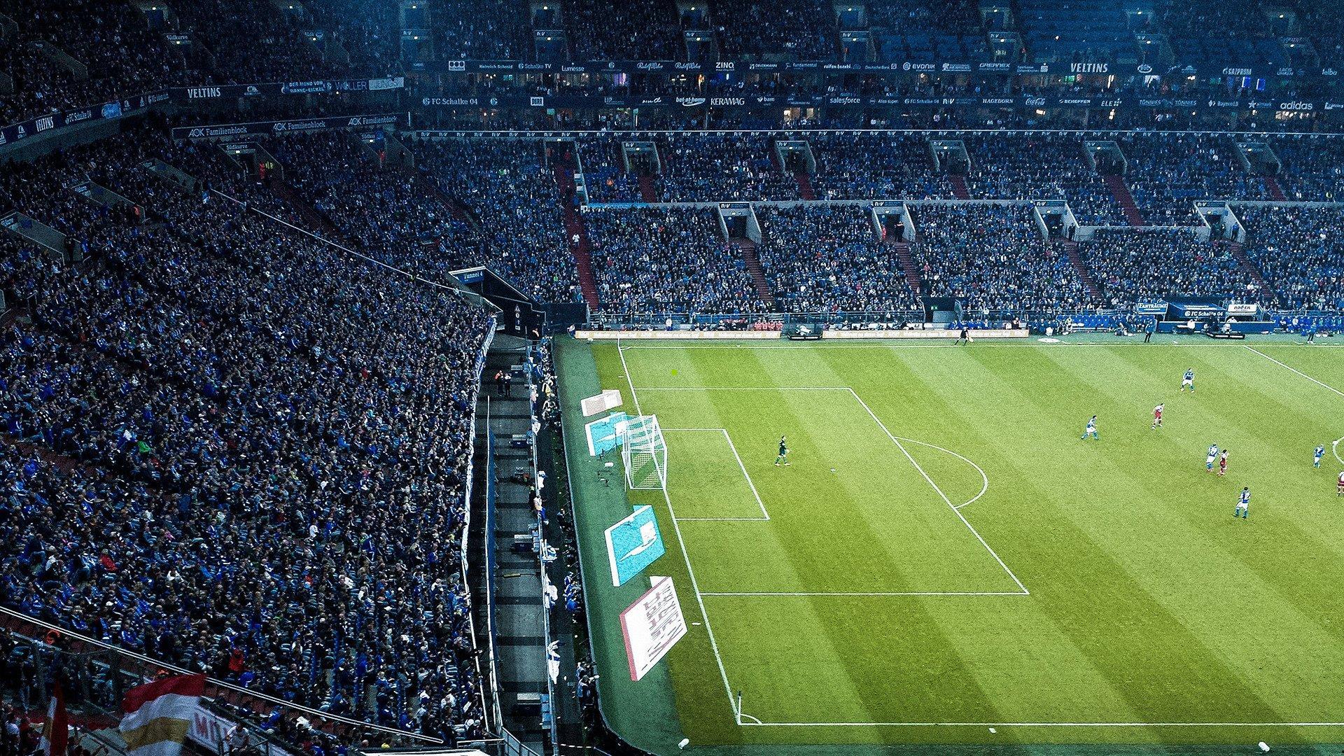 迪马利亚欧洲夺冠引发阿根廷国内激烈争议,荣耀背后的民族情感裂痕