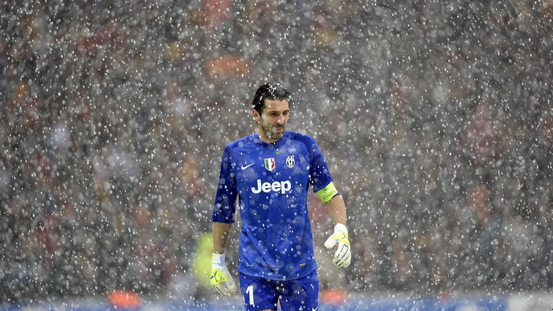 奥萨苏纳迎战皇家社会,密集防守下的主场战术博弈与赛果前瞻